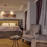 The Bold Hotel 3*