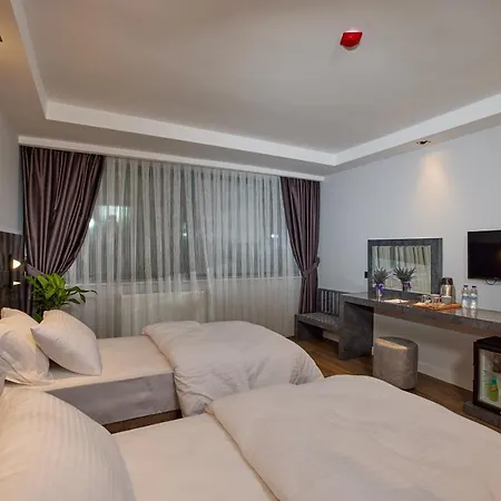 The Bold Szálloda 3*