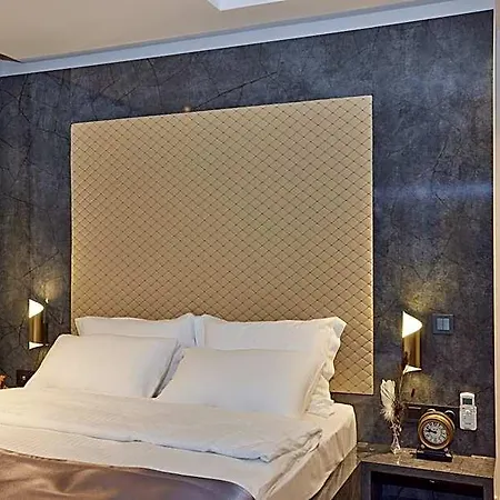 Hotel The Bold 3*