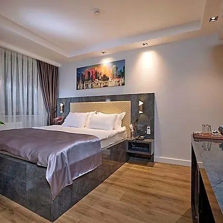 Hotel The Bold 3*